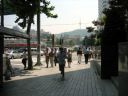 Her ses Seouls vartegn, Namsan med Seoul Tower øverst.